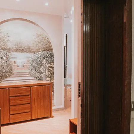 Prestige Boutique Homes - Center ミラノ