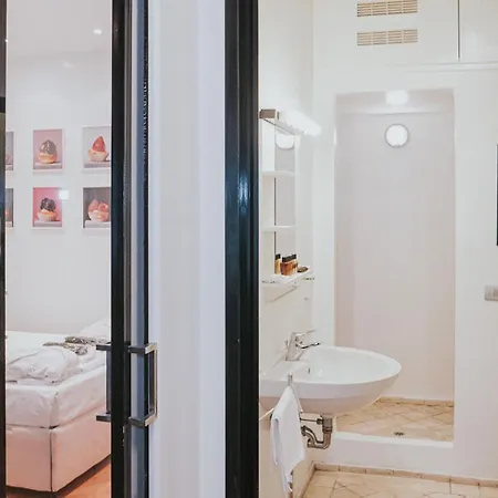 Prestige Boutique Homes - Center * Milán